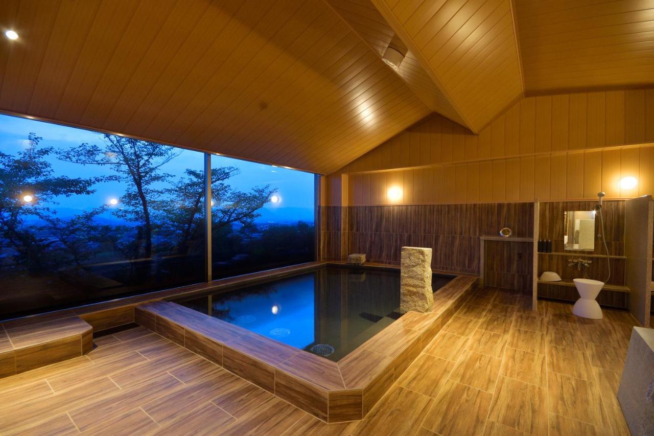 The Chelsea Breath Hotel Takamatsu Buitenkant foto