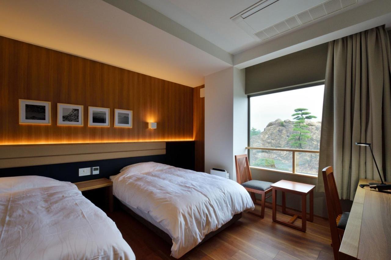 The Chelsea Breath Hotel Takamatsu Buitenkant foto