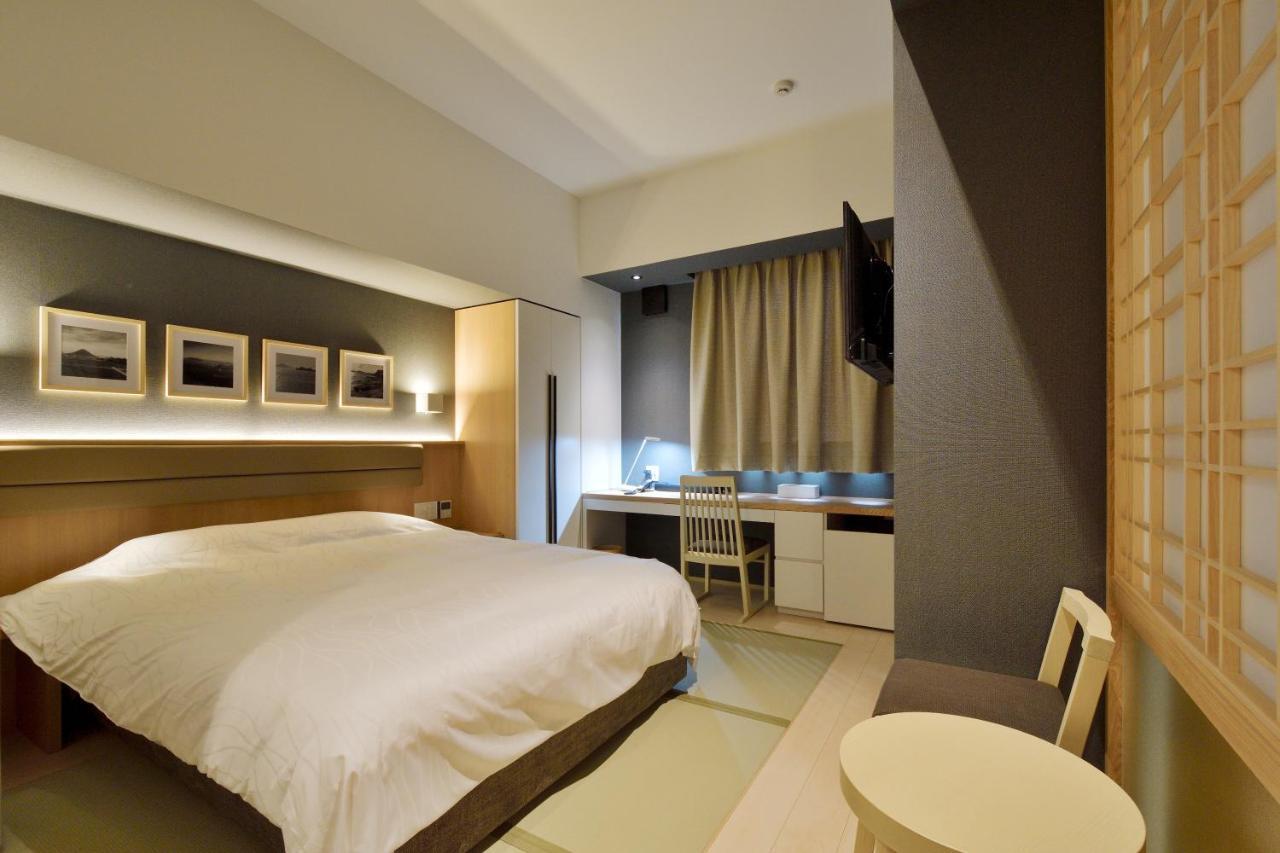 The Chelsea Breath Hotel Takamatsu Buitenkant foto